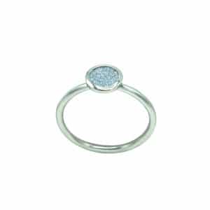 Ein Fingerring als Schmuckstück mit Osmium-Diamond eingearbeitet